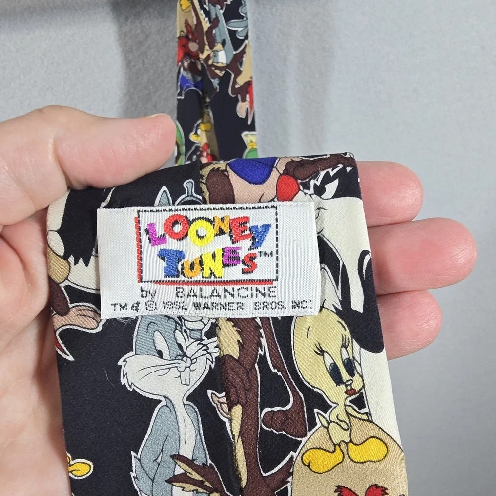 Vintage Looney Tunes Silk Tie Mens Bugs Bunny‎ Marvin Martian Taz Cartoon 90s